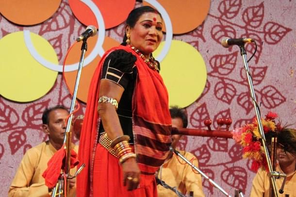 Teejan Bai and her ektara