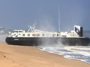INS Vijit at Indonesian port of Sabang (@defencenewsclu1/Twitter)