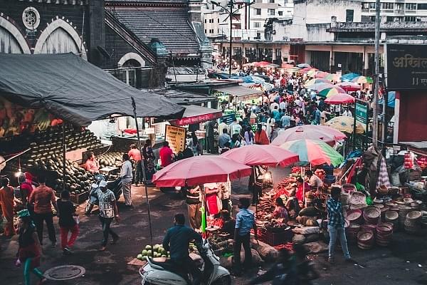 Market in Pune. (Unsplash/Atharva Tulsi)