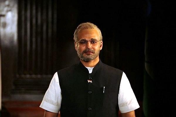 Vivek Oberoi playing Prime Minister Modi in his biopic (Pic via Twitter)