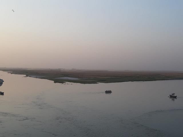 The ‘katri’ -- the ‘island’ that emerges once water level recedes after monsoon, that stretches up to hundreds of <i>bighas </i>on which farmers grow crops &nbsp;