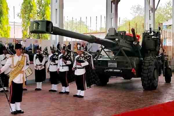 Dhanush 155 mm towed howitzer manufactured by OFB (Representative Image) 