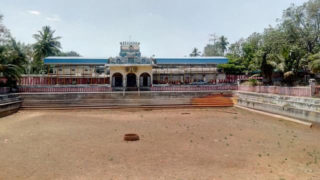 Sri Devaadi Raja Perumal also called Sri Amaruviappan temple at Therazhundur.&nbsp;