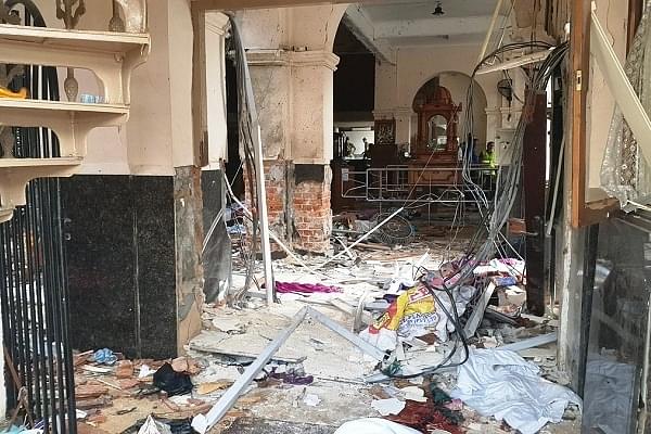 Aftermath of the Colombo terror attack (@AzzamAmeen/Twitter)