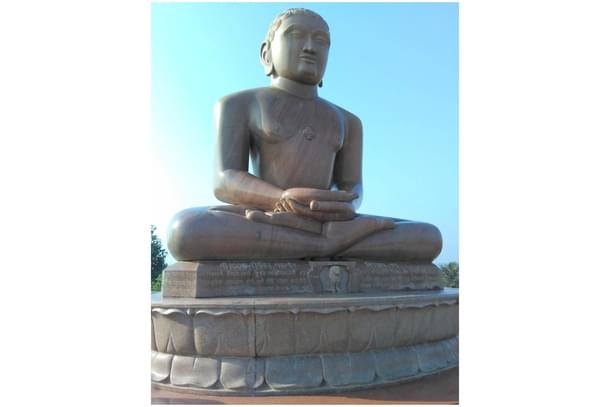 Bhagwan Mahavir statue (Wikimedia Commons) 