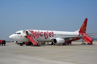 SpiceJet aircraft at Varanasi Airport. (Wikimedia Commons) 