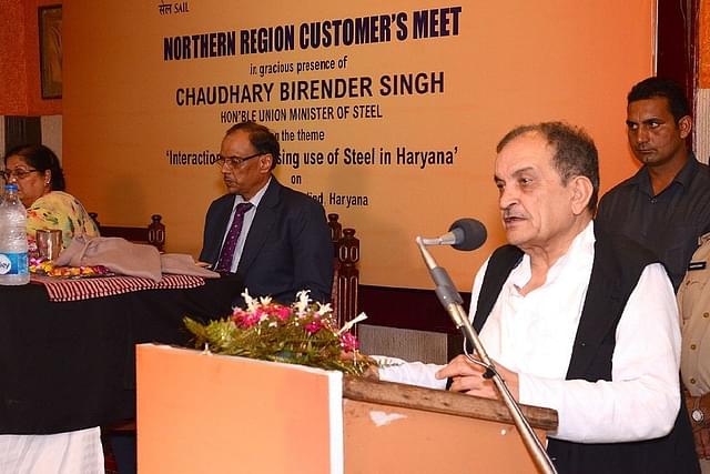 BJP Leader And Union Minister Chaudhary Birender Singh (Ministry of Steel/Wikimedia Commons)