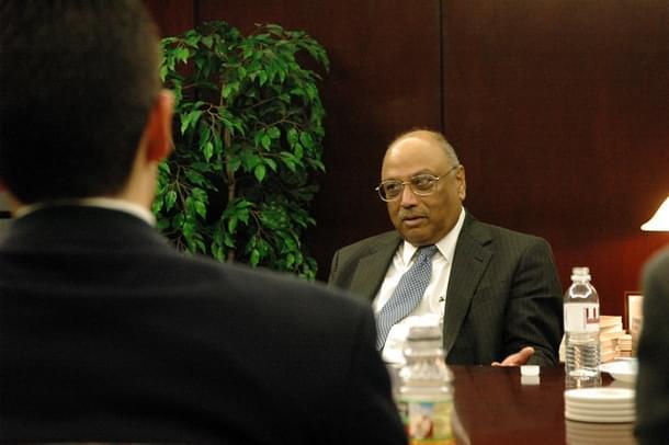 C K Prahalad meeting with a group of MBA students from Texas A&M University’s Mays Business School.