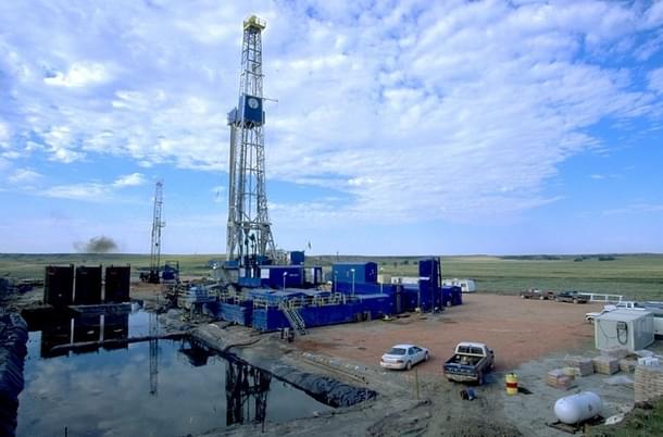Oil drilling rig. (Public Domain Files/US Bureau of Land Management)