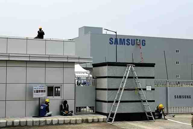 In 2018, Samsung had inaugurated the world’s largest mobile phone manufacturing unit with a budget of Rs 4,915 crore in Noida. (Image via Facebook)