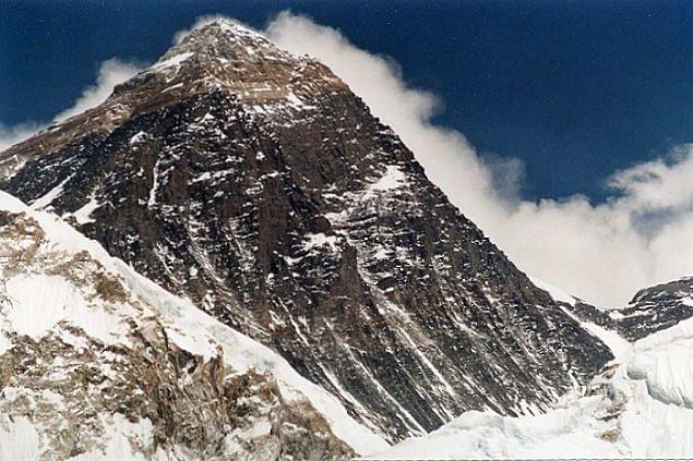 Mount Everest (Uwe Gille/Wikimedia Commons)
