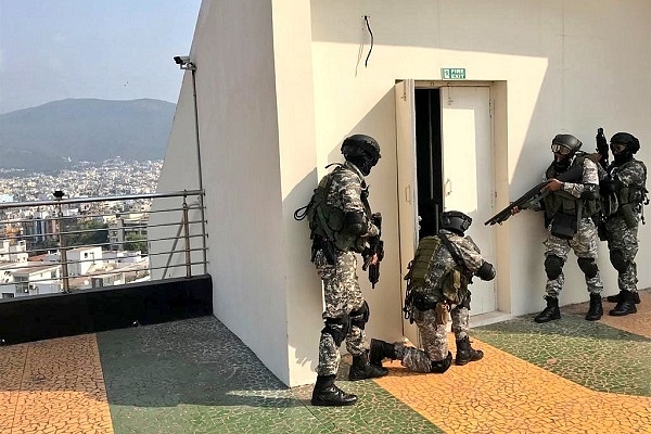Watch: Indian Navy's Elite Marine Commandos Unit MARCOS Conduct Hostage  Rescue Mock Drill
