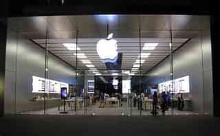 Apple Store. (Flickr/Dru Bloomfield)