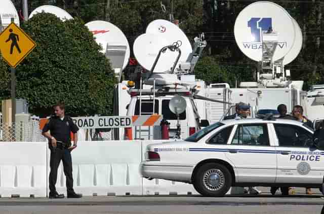 Police cordoning off the shooting site. (Representative Image) (Image source:- @Complex/Twitter)