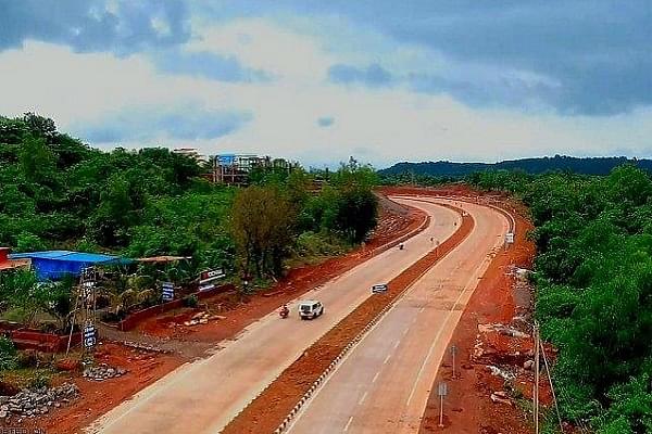 Ongoing work on Mumbai-Goa coastal highway (Pic by @sahil11p/Twitter)