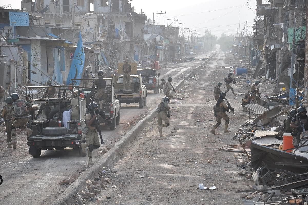Pakistani troops in the restive North Waziristan (@LongWarJournal/Twitter)