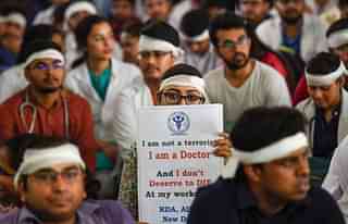 Doctor’s protesting Source: Twitter (NDTV)