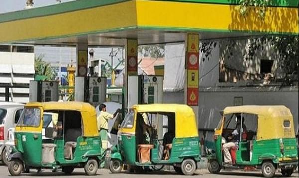 The white paper also pressed for the government to boost research on combustion, emission development, the environmental impact of fuels and compatible development material. (image via Facebook)