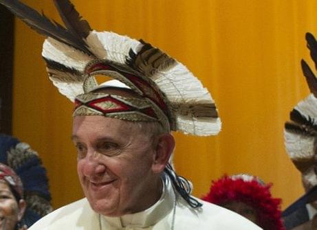 Pope wearing a tribal headdress in Brazil (pic via Facebook)