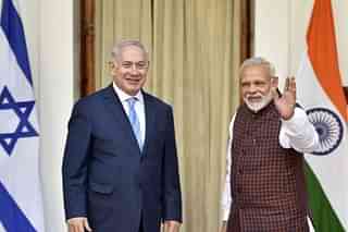 Israeli Prime Minister Benjamin Netanyahu(L) with PM Narendra Modi. (Representative Image) (Ajay Aggarwal/Hindustan Times via Getty Images)