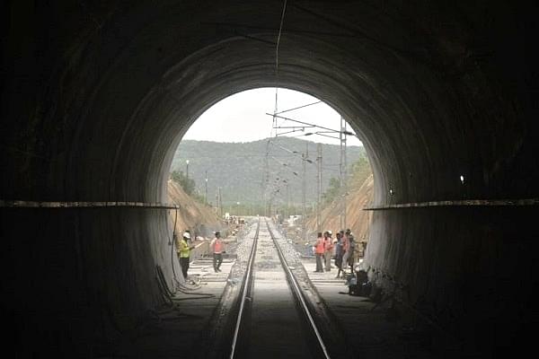 Longest Electrified Tunnel of Indian Railways (Rail Analysis India)