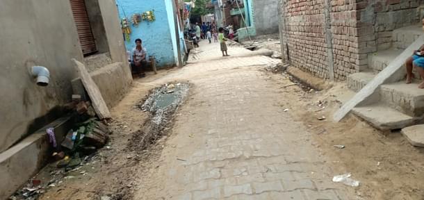 The street in which Dilsher Khan lives.