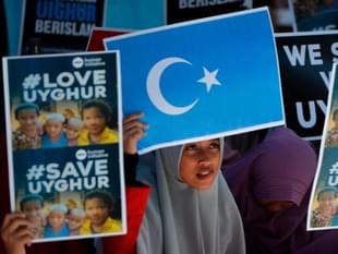 Uyghur protestors. (pic via Twitter)