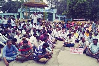 Workers protesting in front of VISL seeking intervention by former CM B S Yeddyurappa
