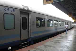 The Chennai Central - Mysuru Shatabdi Express (Prateek Karandikar/Wikimedia Commons)&nbsp;