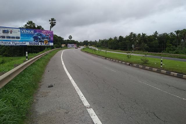 A National Highway in Udupi district, minus service roads. This is a violation of Indian Road Congress rules, say experts.&nbsp;