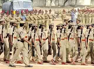 Rajasthan police personnel (pic via Twitter)