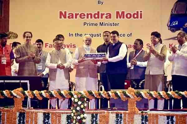 PM Modi at Bhumi Pujan ceremony for Metro Bhavan in Mumbai (@ShainaNC/Twitter)