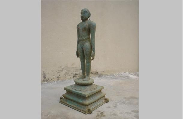 A photograph of the bronze Jain Icon