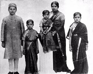 Jaya Chamaraja Wadiyar with his mother, Kempu Cheluvaja Ammani Avaru and his sisters.