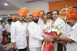 Shinde (C) with other Shiv Sena leaders. (via Twitter)