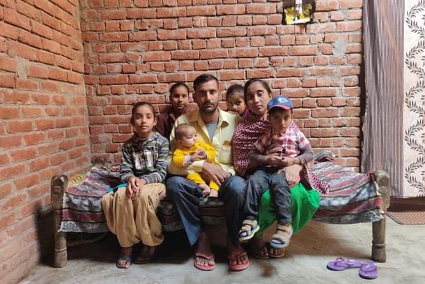 Saleem with his wife Wajida and children at their house in Shamli on November 29, 2019/Swati Goel Sharma
