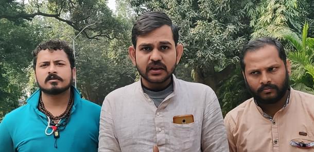 Chakrapani Ojha (centre); Shashikant Mishra on right