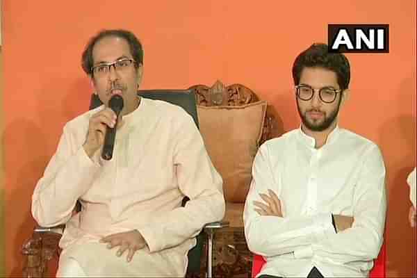 Uddhav and Aditya Thackeray (@ANI/Twitter)