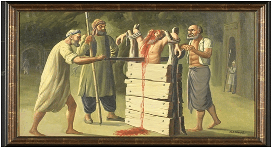 Bhai Mati Das being sawed from head to torso on Aurangzeb’sorders. Image courtesy: https://rsdhanjal.wordpress.com/sikh-religious-oil-paintings-masterpieces/bhai-mati-dass-jee-2x3ft-antique-wooden-frame/)