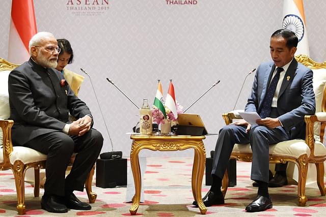 PM Modi with Indonesian President Joko Widodo (Representative Image) (@narendramodi/Twitter)