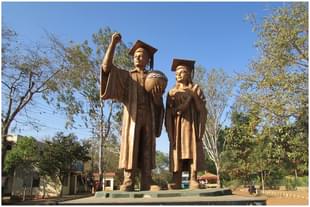 Karnataka University (Pixabay) 