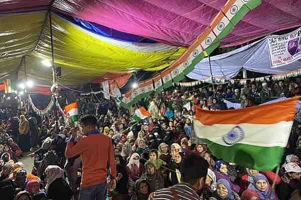 Protest at Shaheen Bagh (Pic via Rahul Kanwal)