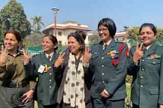 BJP MP Meenakshi Lekhi with petitioners. She fought the case for the women officers (Source: Twitter)