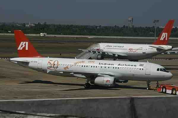 Indian Airlines (Aeroprints.com/Wikimedia Commons)