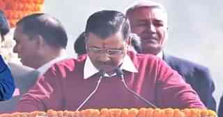 Delhi CM Arvind Kejriwal takes oath for the third time. (Twitter/@airnewsalerts)