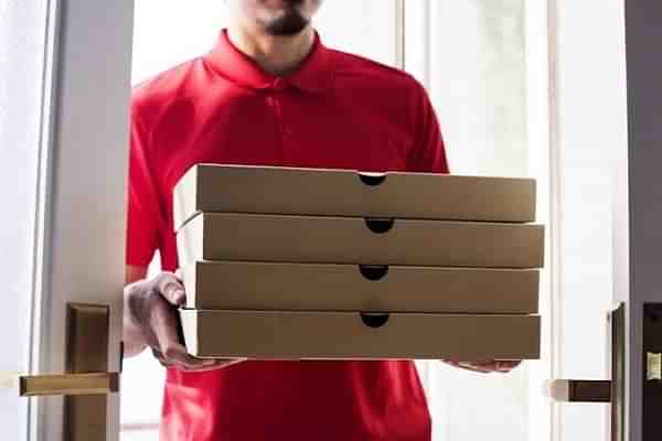 Pizza delivery boy - representative image (IndustryGlobalNews24)