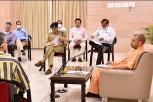 UP CM Yogi Adityanath in a meeting with state officials (Representative Image)(Pic Via Twitter)