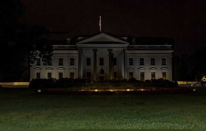 The White House after turning off the lights (Twitter/@YourAnonCentral)