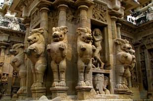 Carvings of the 8th century Kailasanathar Temple in Kanchi (Wikipedia) 