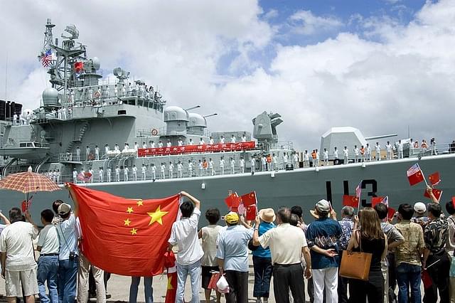 A Chinese Navy destroyer (Wikimedia Commons)